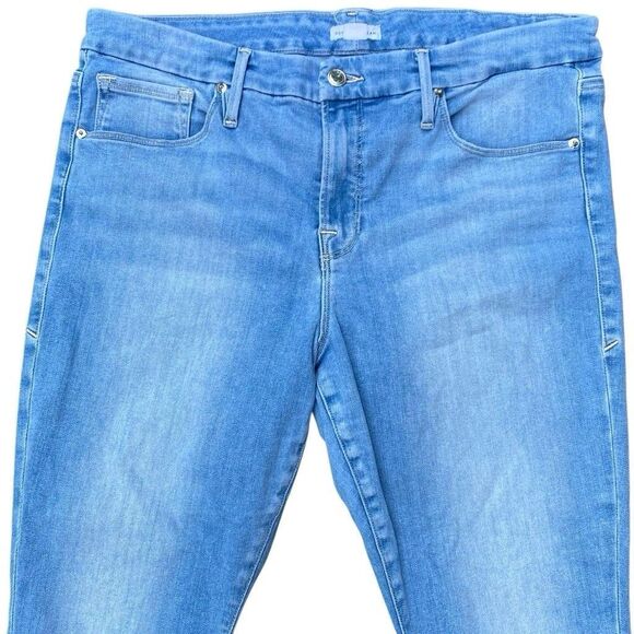 Good American GOOD PETITE SKINNY JEANS Crop Lightly Distressed Size 15 38x25 - Picture 3 of 6